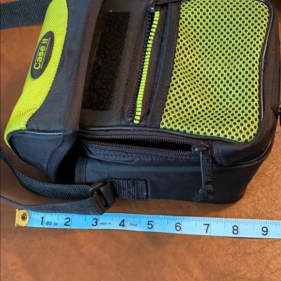 Case It NWOT bag with several zip compartments! - Picture 9 of 10